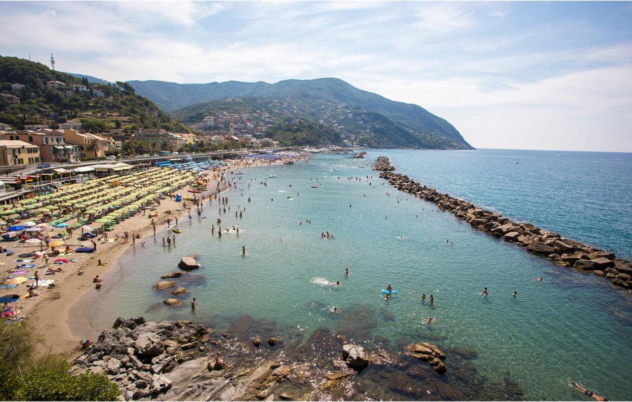 Nice Apartment In Moneglia With House Sea View Экстерьер фото